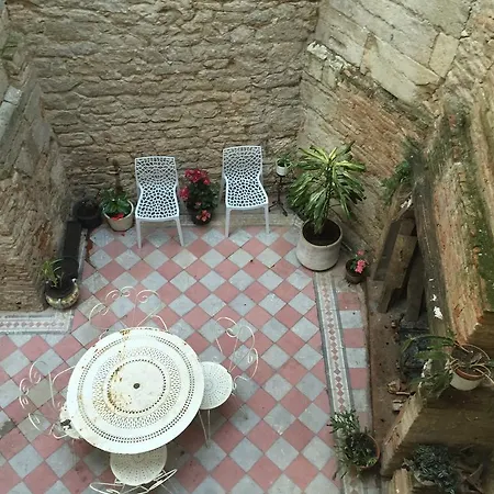 Le Qui Dort