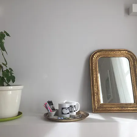 Couette-café Le Qui Dort 3*