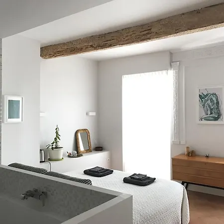 Le Qui Dort Couette-café 3*
