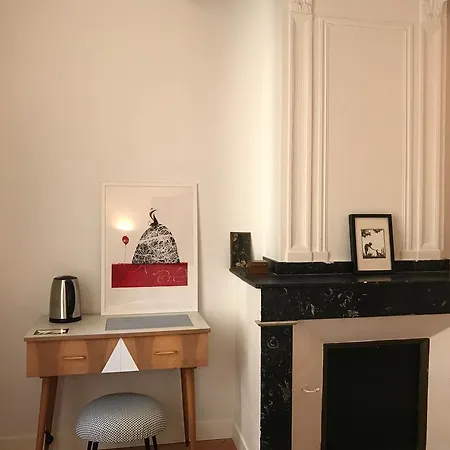 Couette-café Le Qui Dort 3*